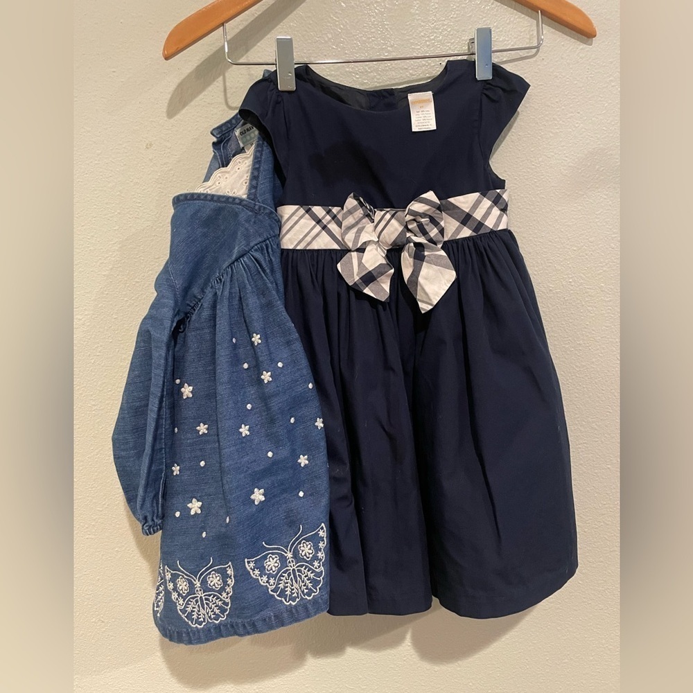 Lot of 2 Gymboree Navy Dress with Plaid Bow & Old Navy Chambray dress